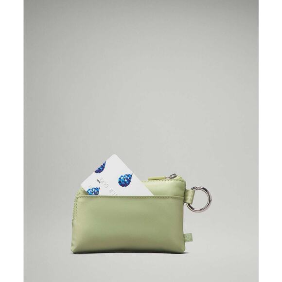 0107 Lululemon Clippable Card Pouch Edamame Green / White Opal - Picture 3 of 4